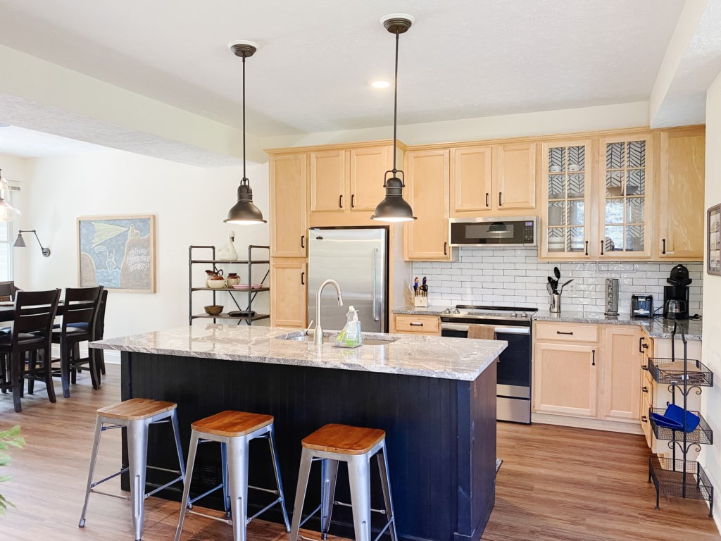 short term rentals manistee mi
