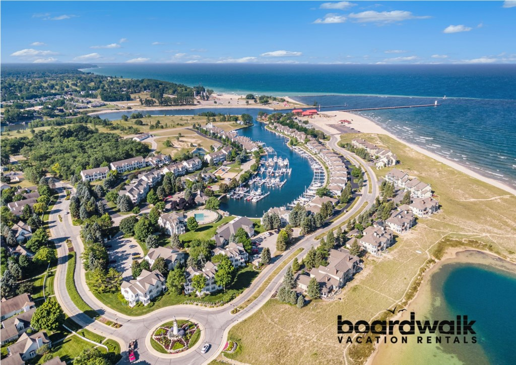 overview of harbor village manistee